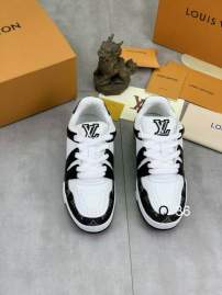 Picture of Louis Vuitton Shoes _SKULVsz38-45YH082113083